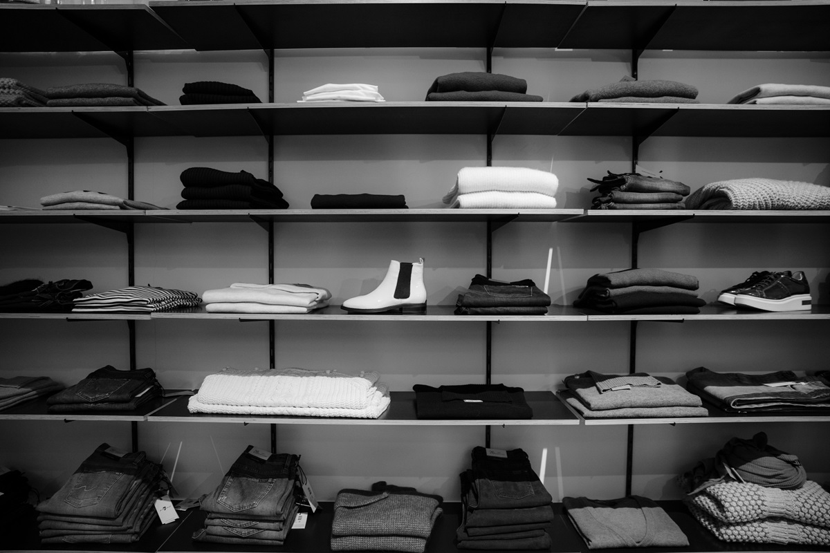 How does ecommerce tracking works with GA4